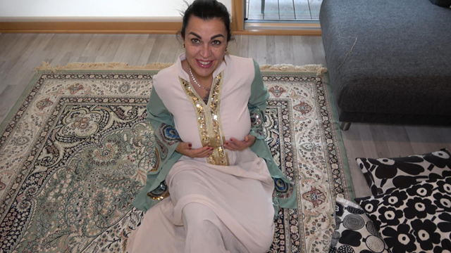 Qombol ile evde çekim iran porno sahnesi