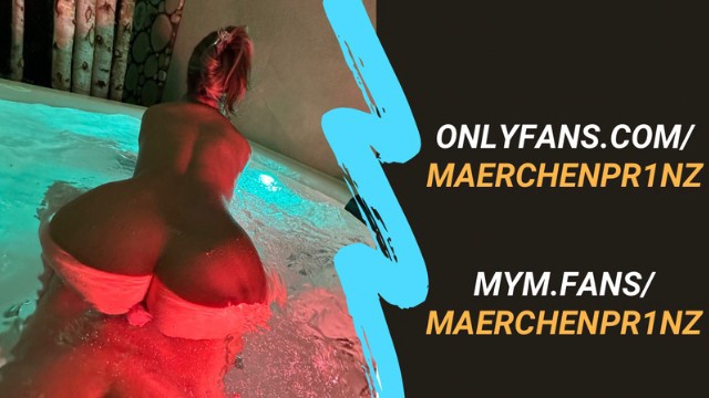 Spa keyfi jakuzide twerk ve saksoyla sertleşiyor